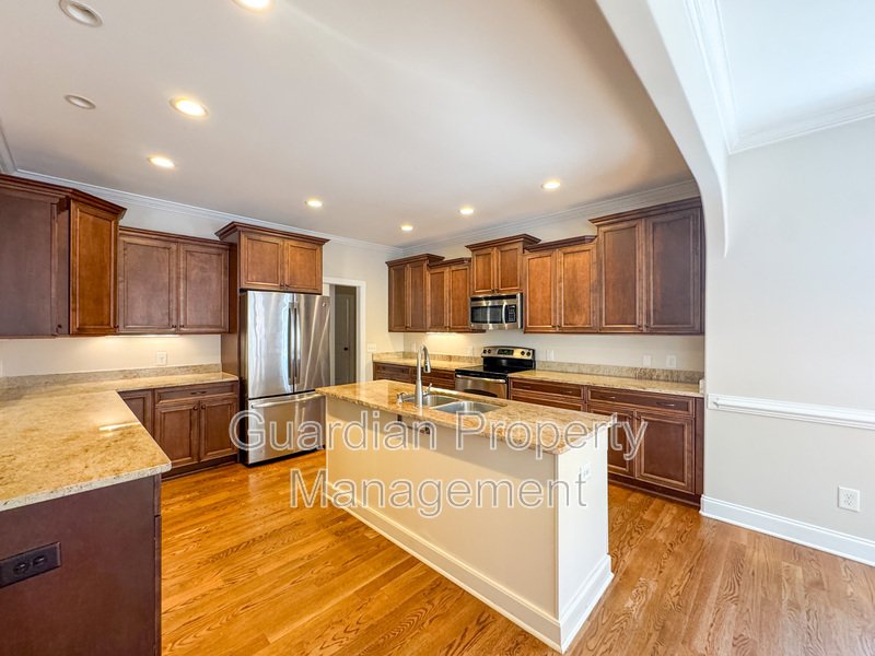 Gorgeous 4 Bed 2.5 Bath Home in Pinehurst property image