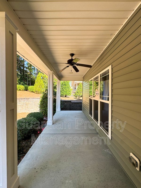 Gorgeous 4 Bed 2.5 Bath Home in Pinehurst property image