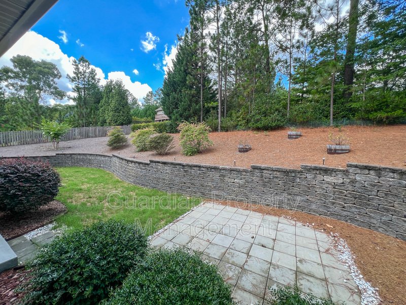 Gorgeous 4 Bed 2.5 Bath Home in Pinehurst property image