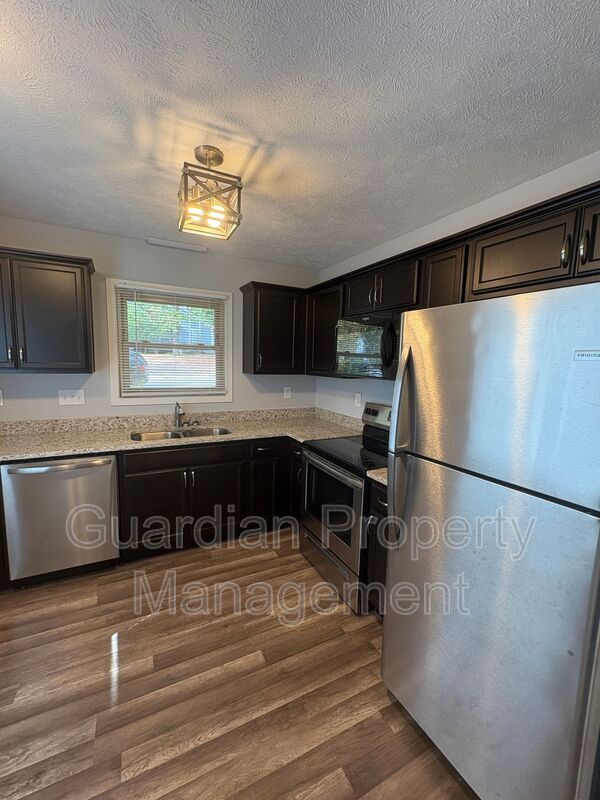 Charming 3 Bed, 2 Bath Tri-Level Home property image