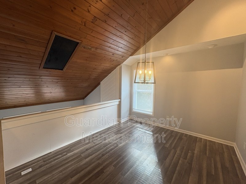 Charming 3 Bed, 2 Bath Tri-Level Home property image