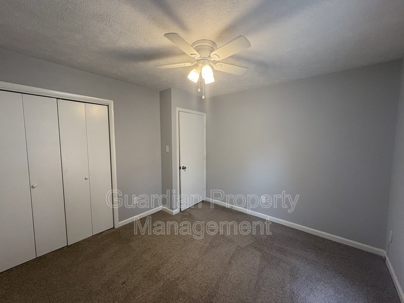 Charming 3 Bed, 2 Bath Tri-Level Home property image