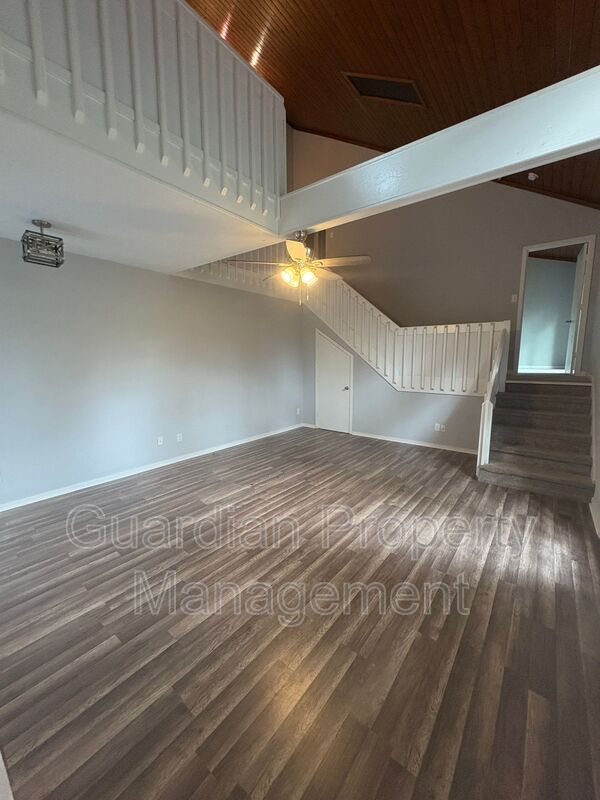 Charming 3 Bed, 2 Bath Tri-Level Home property image