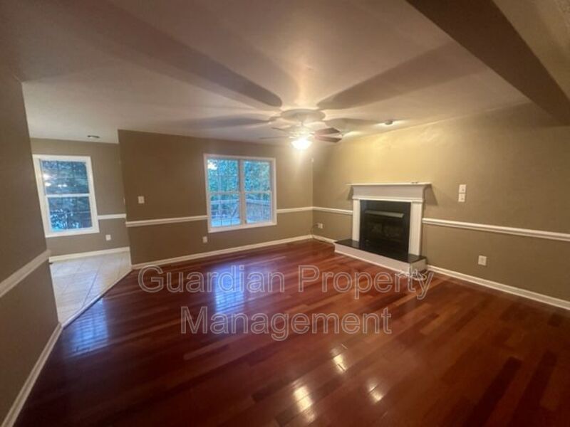 Stunning 3 Bed 2.5 Bath Home with Large Bonus Room property image