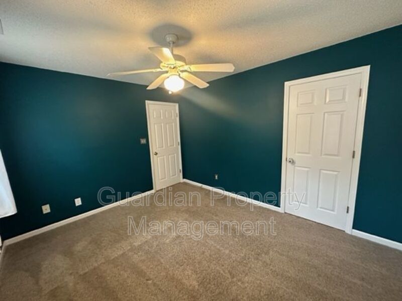 Stunning 3 Bed 2.5 Bath Home with Large Bonus Room property image