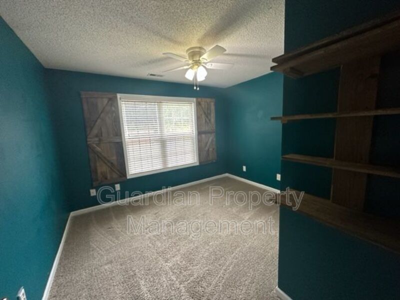 Stunning 3 Bed 2.5 Bath Home with Large Bonus Room property image