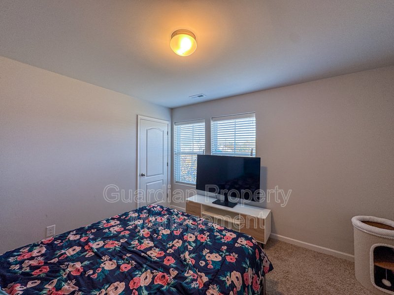 Beautiful 3 Bed 2 Bath Home in Stedman property image