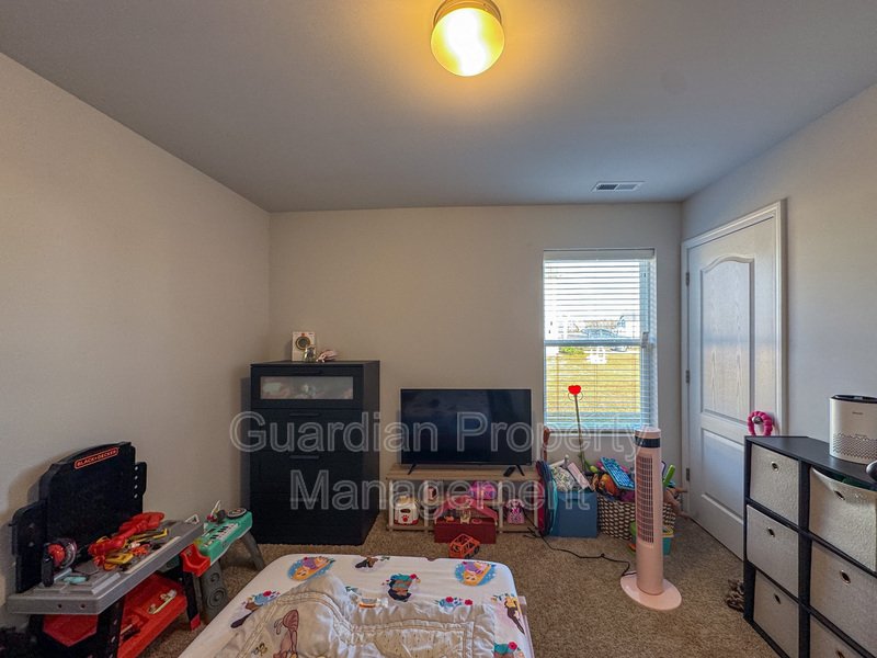 Beautiful 3 Bed 2 Bath Home in Stedman property image