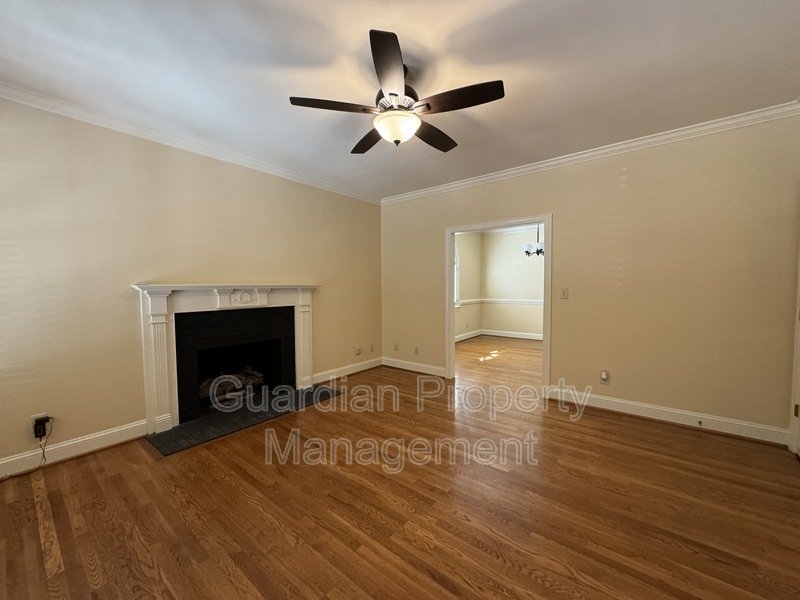 Charming 4 Bed 3.5 Home in Haymount property image