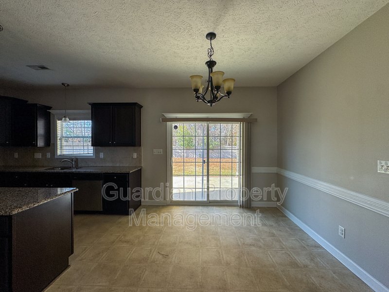 Beautiful 5 Bed 2.5 Bath Home with Main Level Primary Bedroom property image