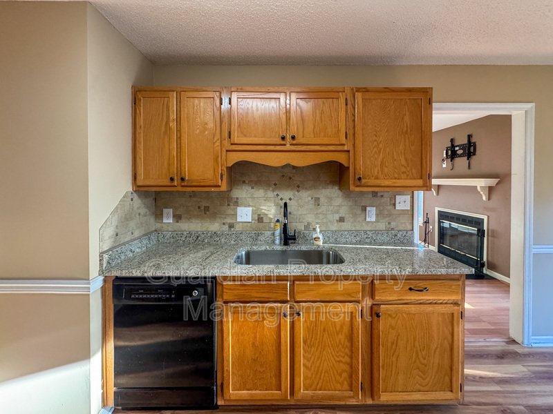 Charming 3 Bed 2 Bath Home in Jack Britt property image