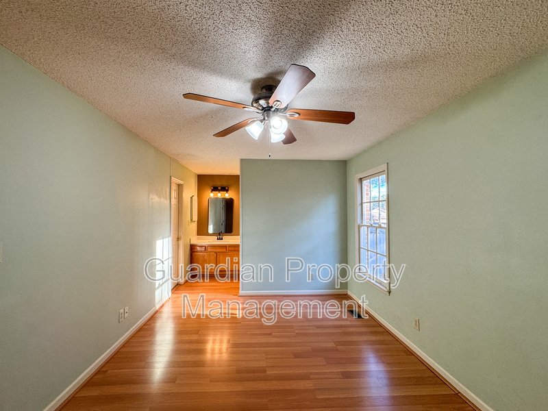 Charming 3 Bed 2 Bath Home in Jack Britt property image