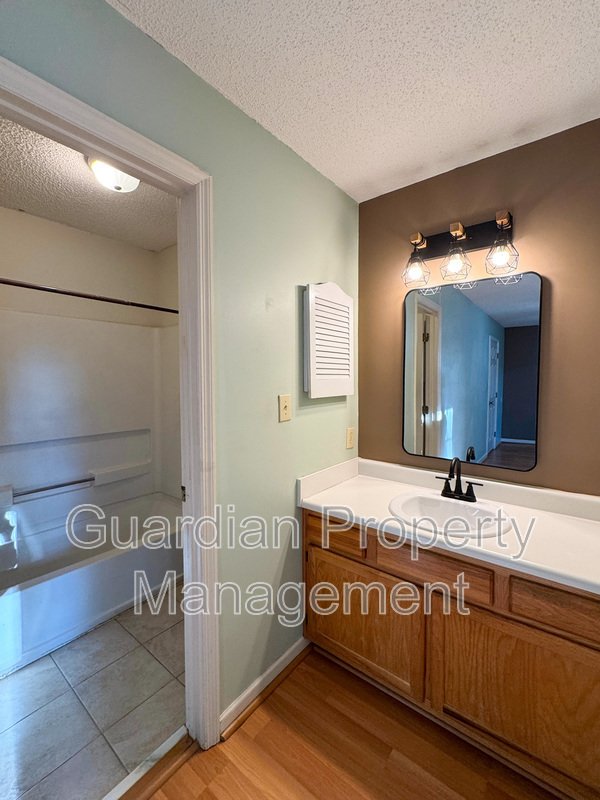 Charming 3 Bed 2 Bath Home in Jack Britt property image