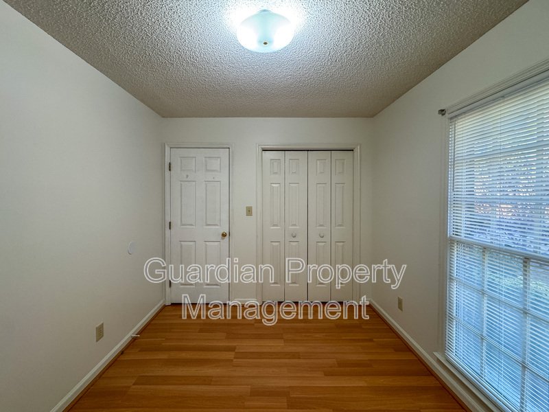 Charming 3 Bed 2 Bath Home in Jack Britt property image