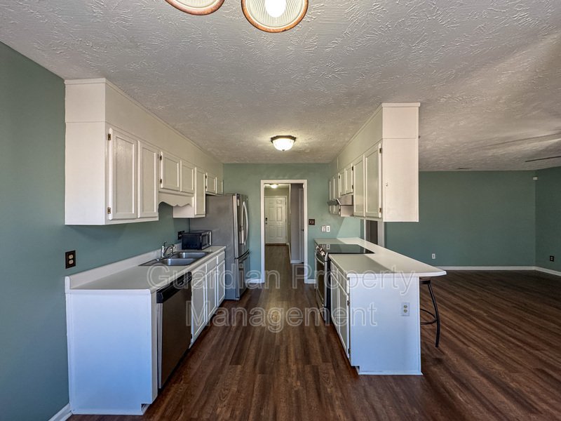 Charming 3 Bed 2 Bath Home with Fenced Backyard property image