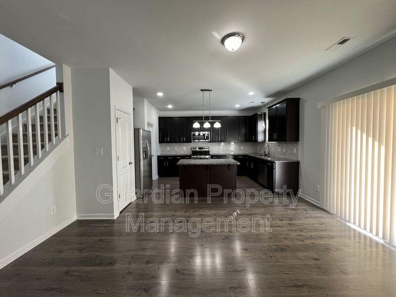 Beautiful 4 Bed 2.5 Bath Raeford Home with Fenced Yard property image