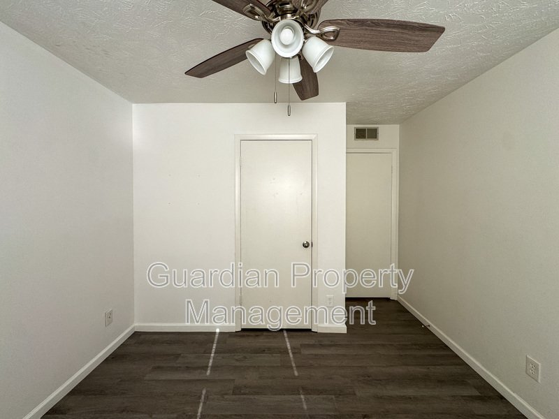 Charming 3 Bed 2 Bath Home with Fenced Yard property image