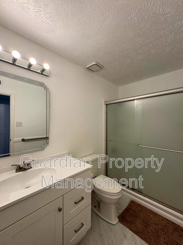 Charming 3 Bed 2 Bath Home with Fenced Yard property image