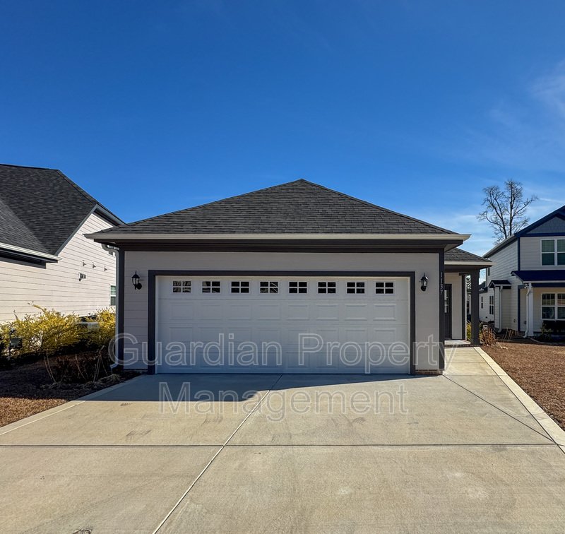 Stunning 3 Bed 2 Bath Home in Fayetteville property image