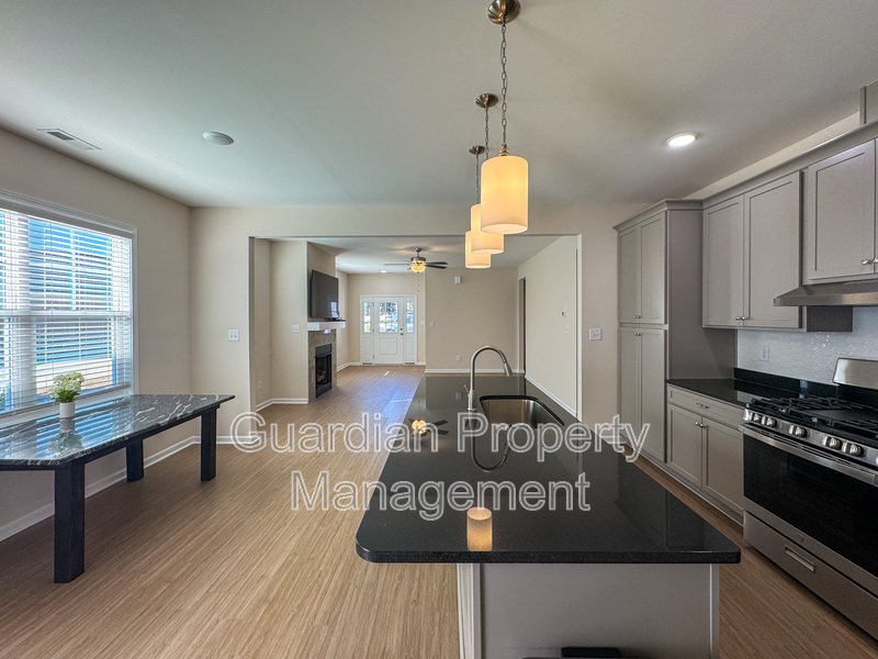 Stunning 3 Bed 2 Bath Home in Fayetteville property image