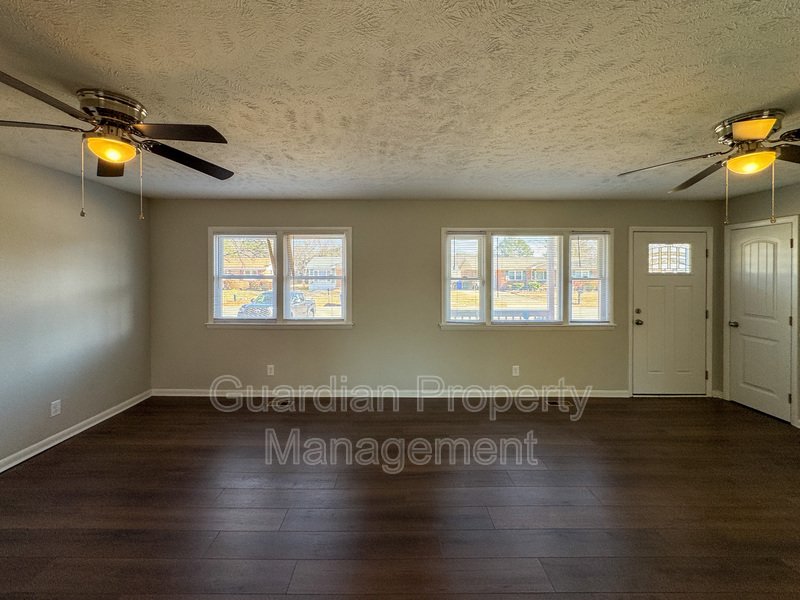 Cute 3 Bed 2 Bath Home in Fayetteville property image