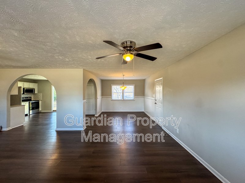 Cute 3 Bed 2 Bath Home in Fayetteville property image