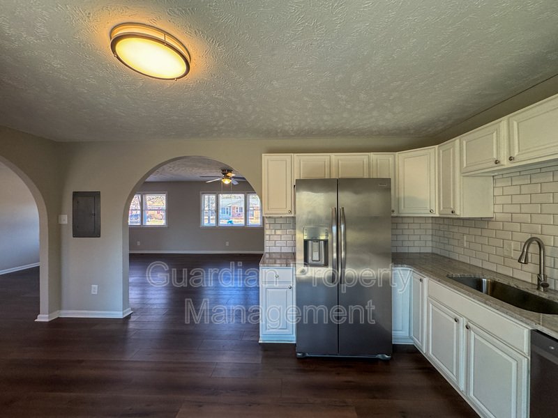 Cute 3 Bed 2 Bath Home in Fayetteville property image