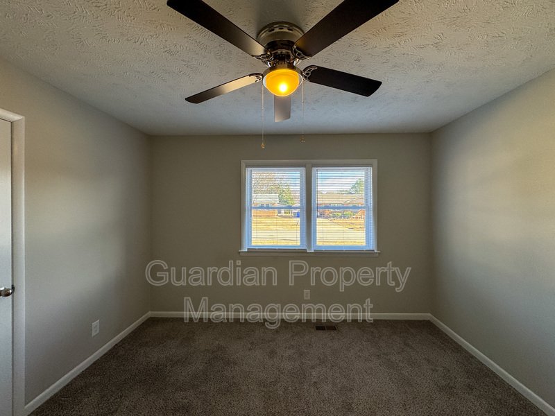 Cute 3 Bed 2 Bath Home in Fayetteville property image